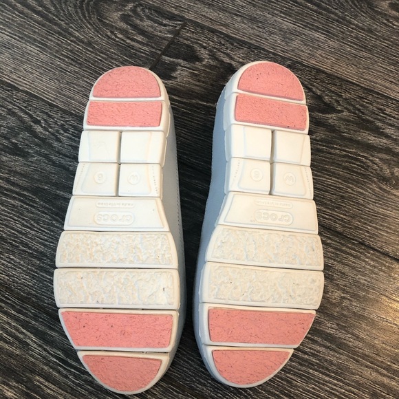 Women’s Crocs - Picture 3 of 5